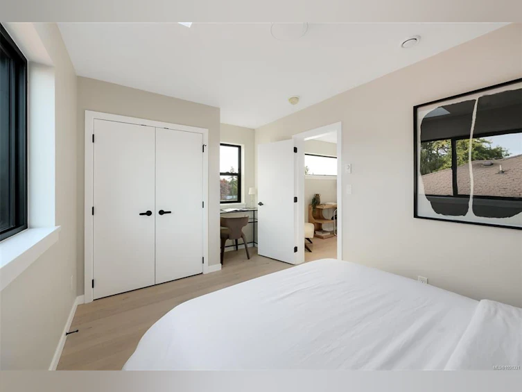 2-2100 Allenby Street, Oak Bay, BC, V8R 3C3 - 47