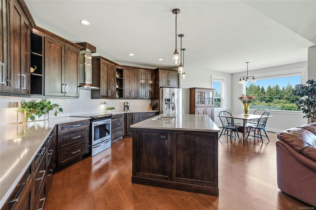 3861 Creekside Drive - 4