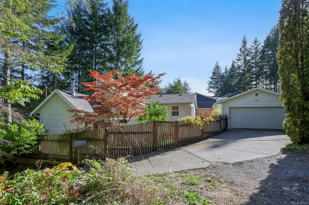 1285 Hurford Avenue, Courtenay, BC, V9N 8K9