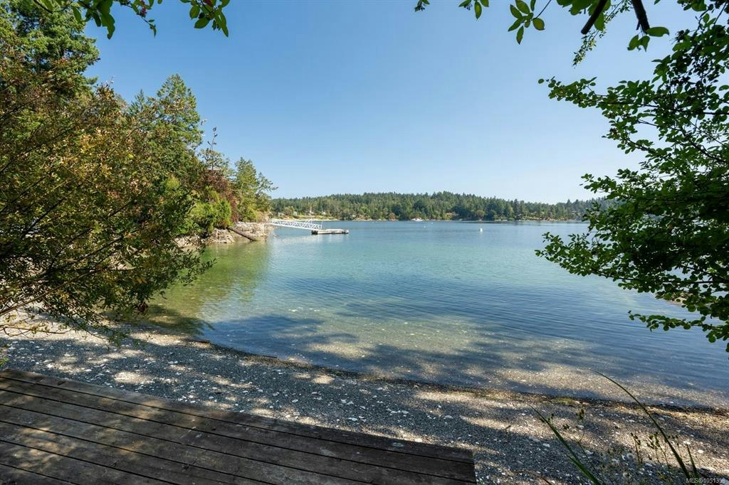 389 Moses Point Road, North Saanich, BC, V8L 5L9 - 38