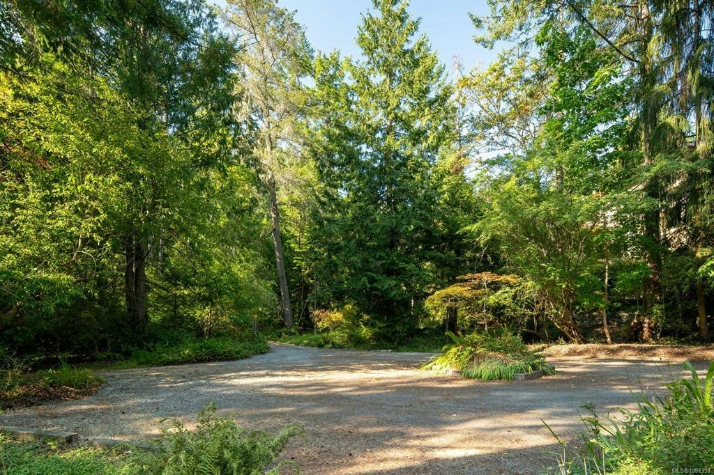 389 Moses Point Road, North Saanich, BC, V8L 5L9 - 41