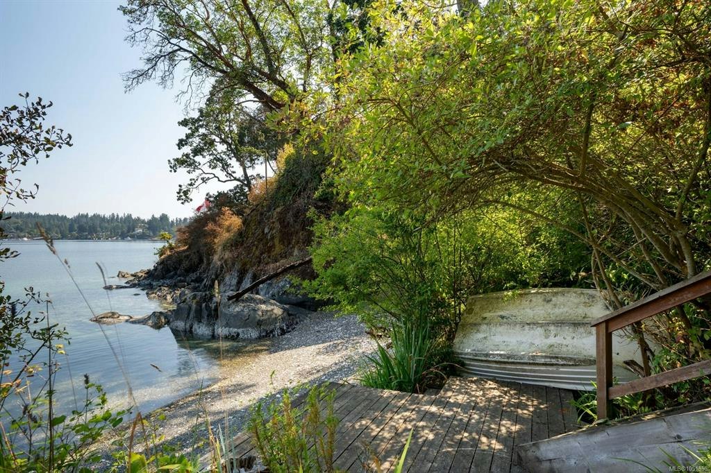389 Moses Point Road, North Saanich, BC, V8L 5L9 - 39