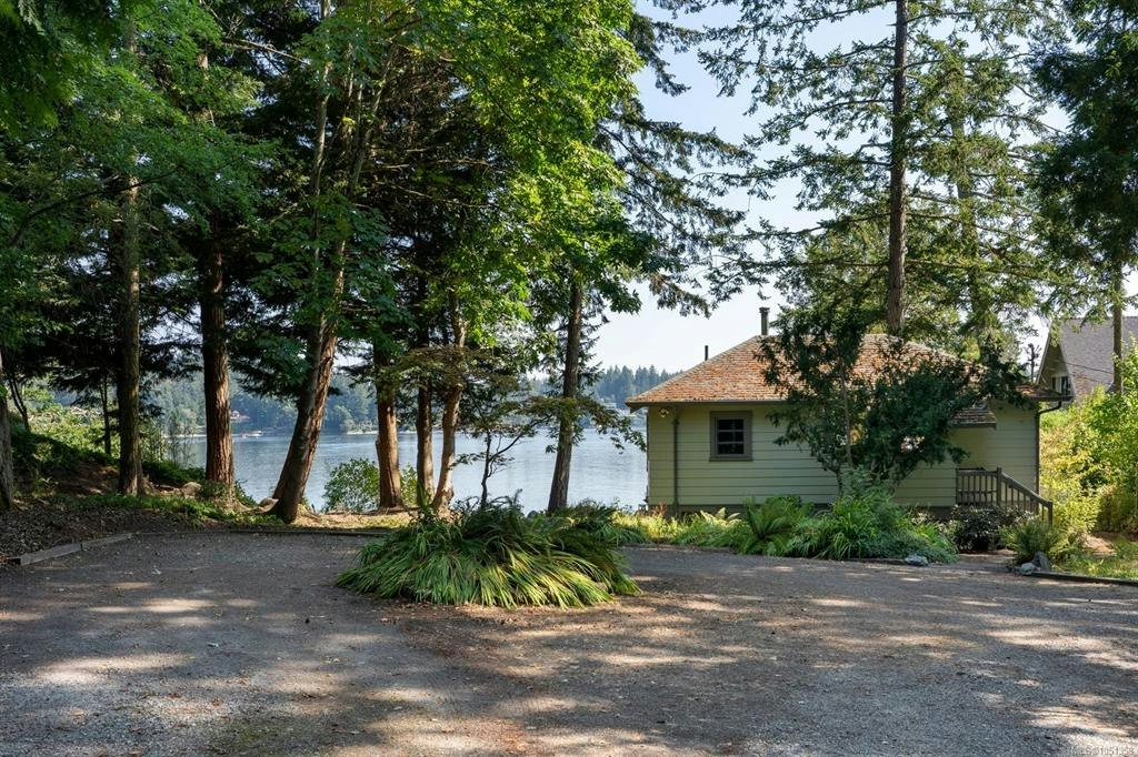 389 Moses Point Road, North Saanich, BC, V8L 5L9 - 7