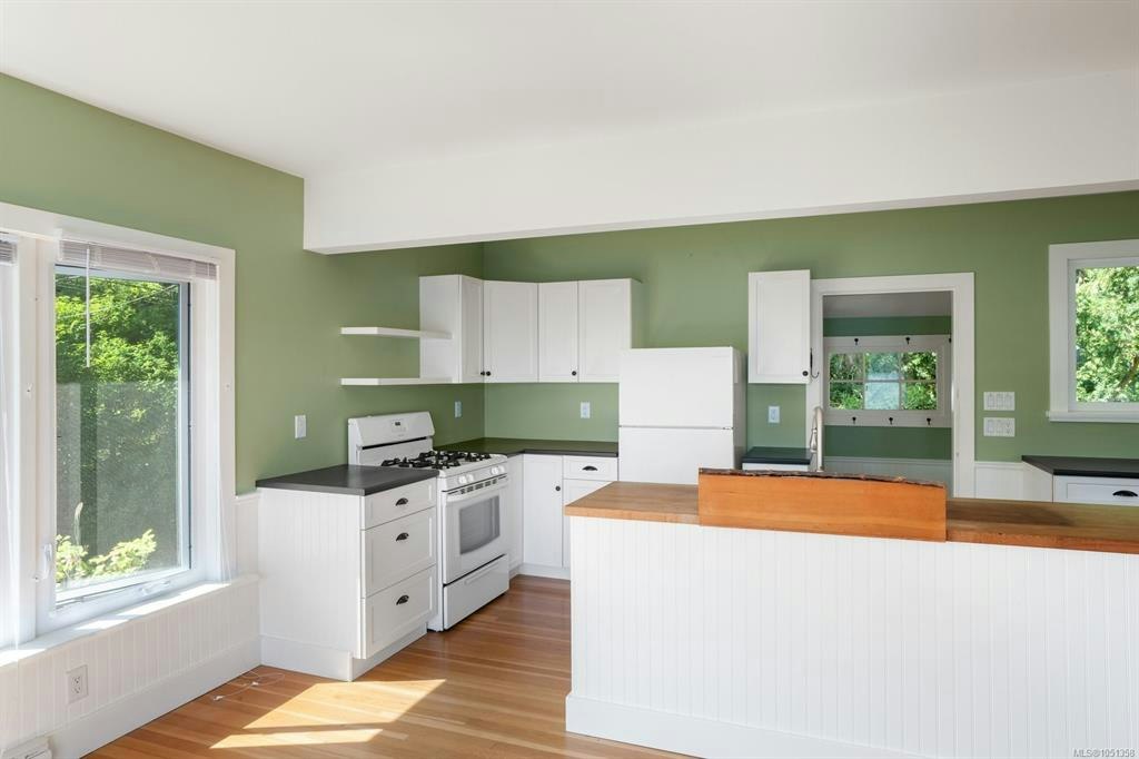 389 Moses Point Road, North Saanich, BC, V8L 5L9 - 24