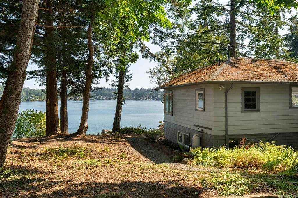389 Moses Point Road, North Saanich, BC, V8L 5L9 - 32