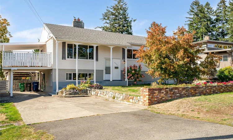 2061 Forest Drive