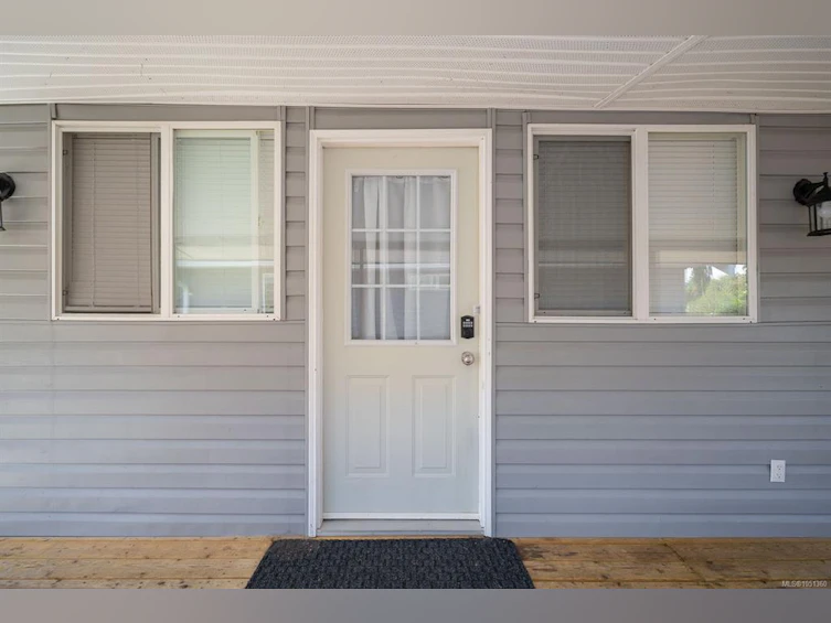 15 Fourth Street, Nanaimo, BC, V9R 1S6 - 40