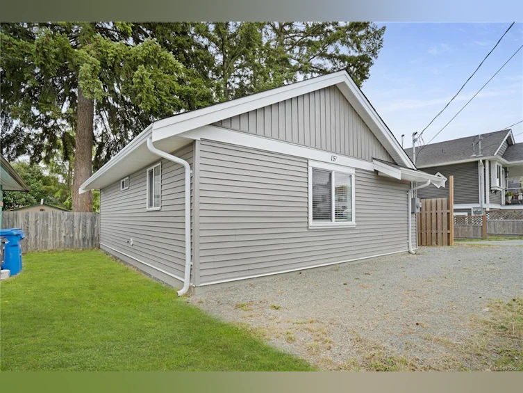 15 Fourth Street, Nanaimo, BC, V9R 1S6 - 5