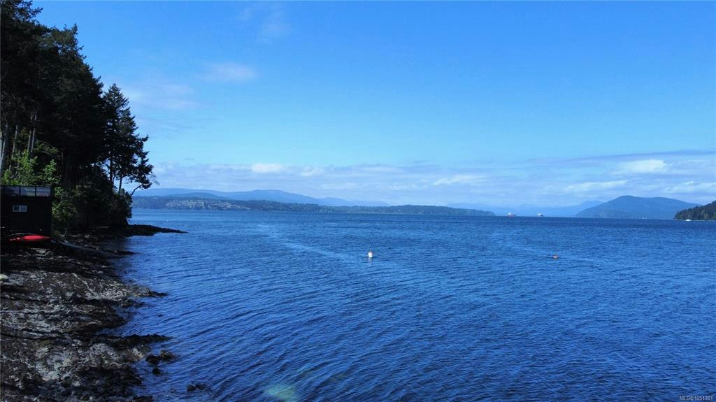 760 Lands End Road, North Saanich, BC, V8L 5K9