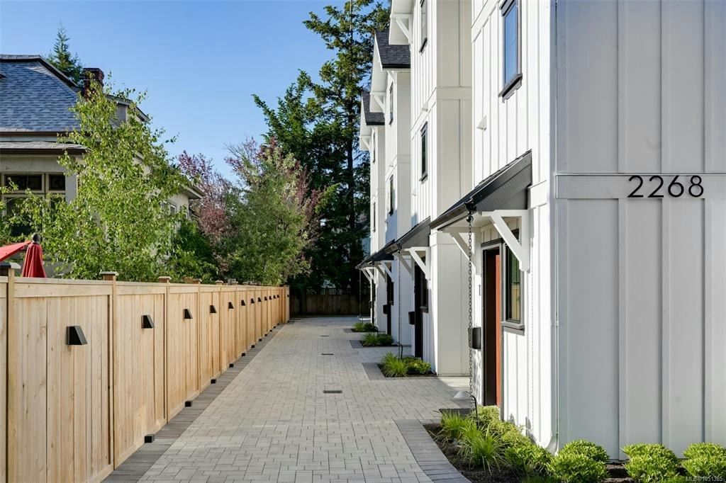 3-2268 Bowker Avenue, Oak Bay, BC, V8R 2E4 - 2