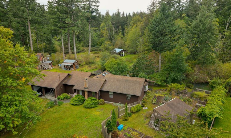 665 Fox Road