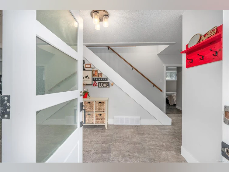 262 Villa Road, Nanaimo, BC, V9T 2P5 - 4
