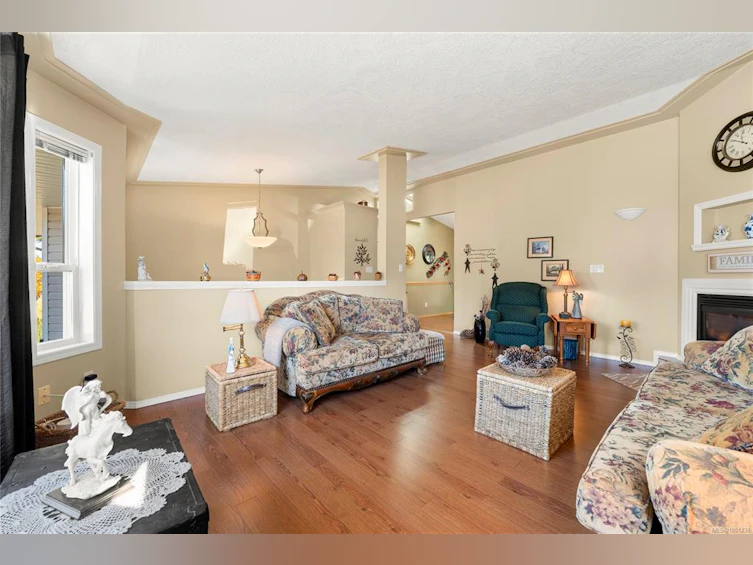 1241 Mckinley Road, Ladysmith, BC, V9G 1R2 - 10