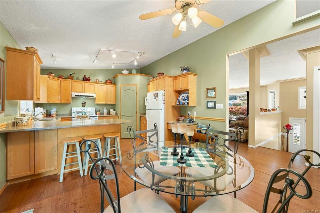 1241 Mckinley Road, Ladysmith, BC, V9G 1R2 - 15