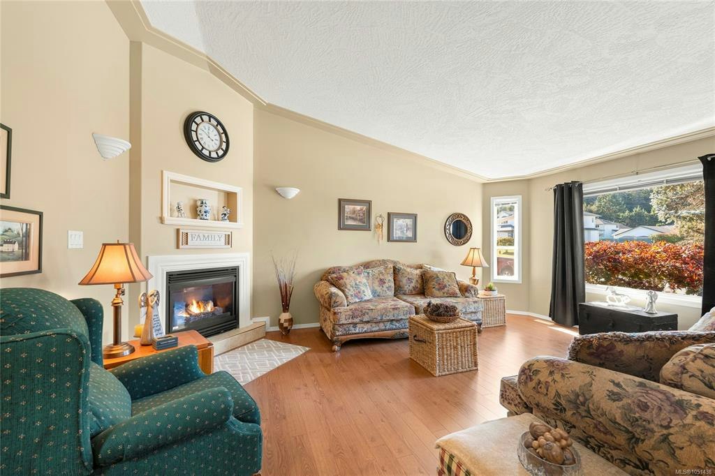 1241 Mckinley Road, Ladysmith, BC, V9G 1R2 - 7