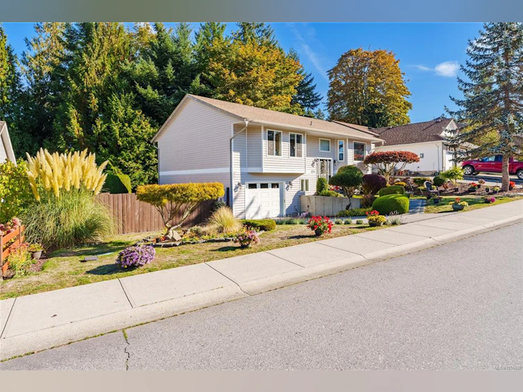 1241 Mckinley Road, Ladysmith, BC, V9G 1R2 - 55