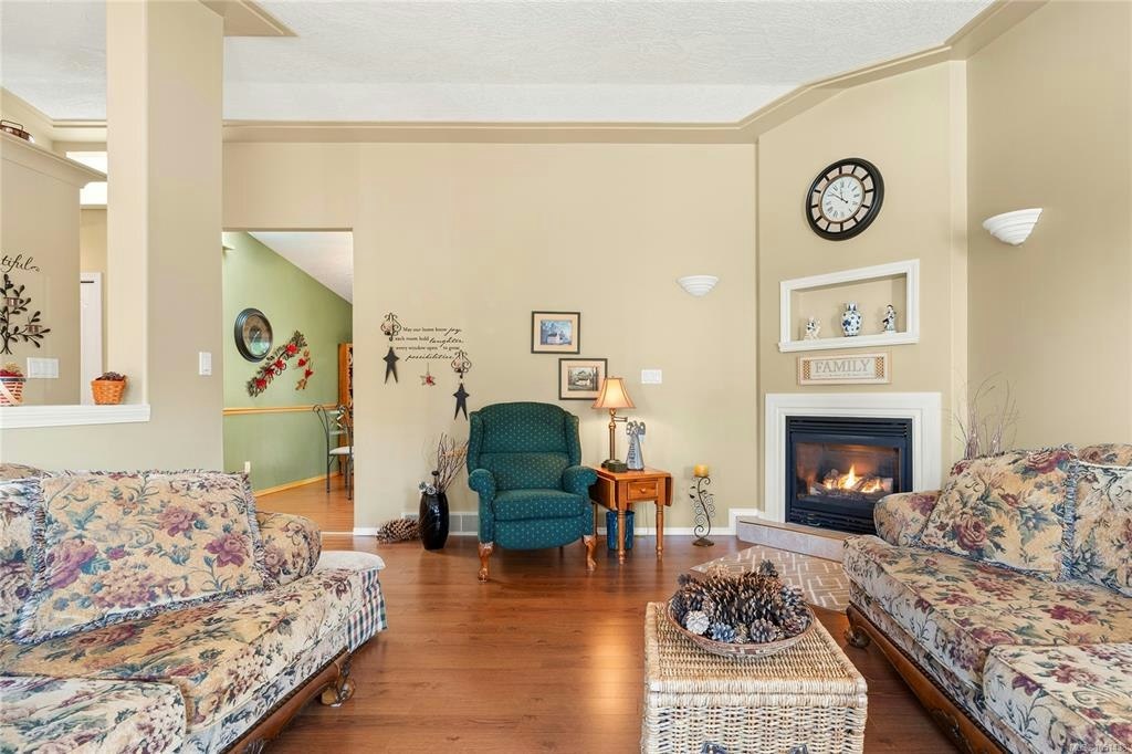1241 Mckinley Road, Ladysmith, BC, V9G 1R2 - 11