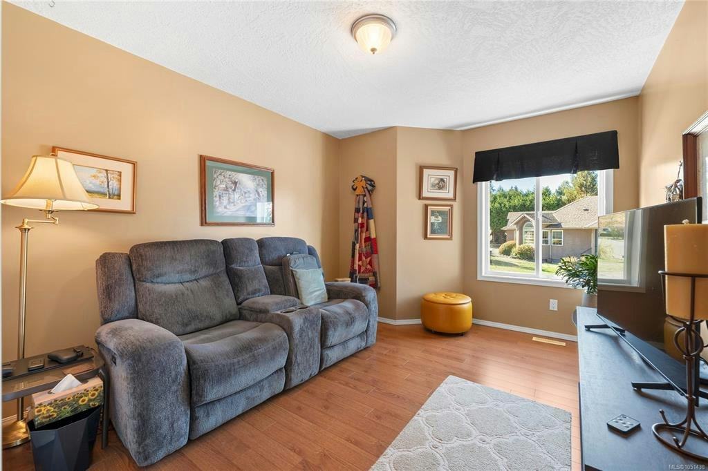 1241 Mckinley Road, Ladysmith, BC, V9G 1R2 - 35