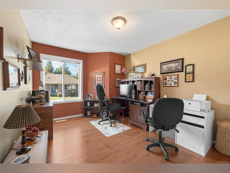 1241 Mckinley Road, Ladysmith, BC, V9G 1R2 - 34