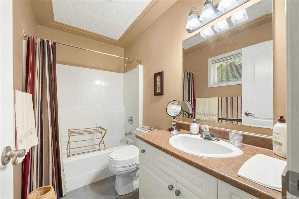 1241 Mckinley Road, Ladysmith, BC, V9G 1R2 - 32