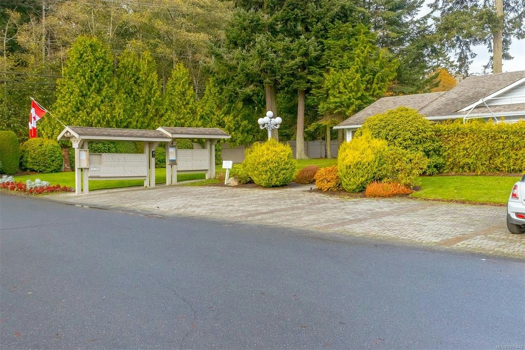23-7583 Central Saanich Road, Central Saanich, BC, V8M 2B6 - 4