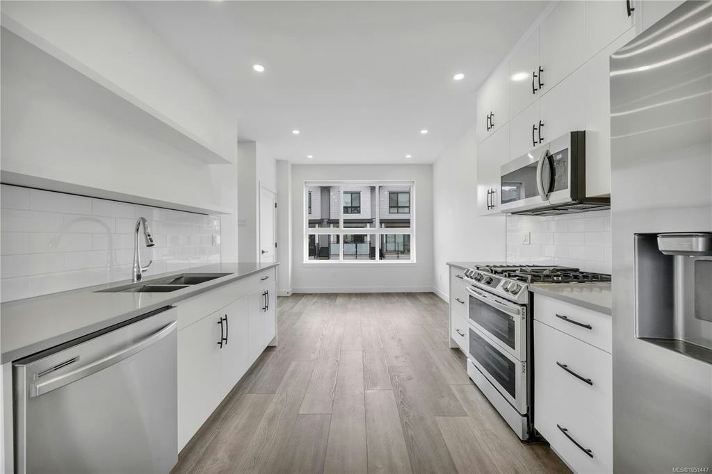 1036 Boxcar Close, Langford, BC, V9B 0Y4 - 3