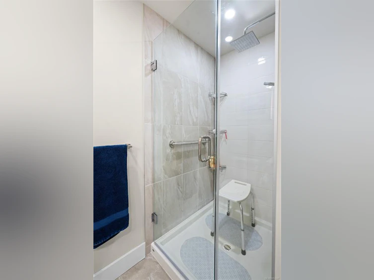205-741 Travino Lane, Saanich, BC, V8Z 0G3 - 27