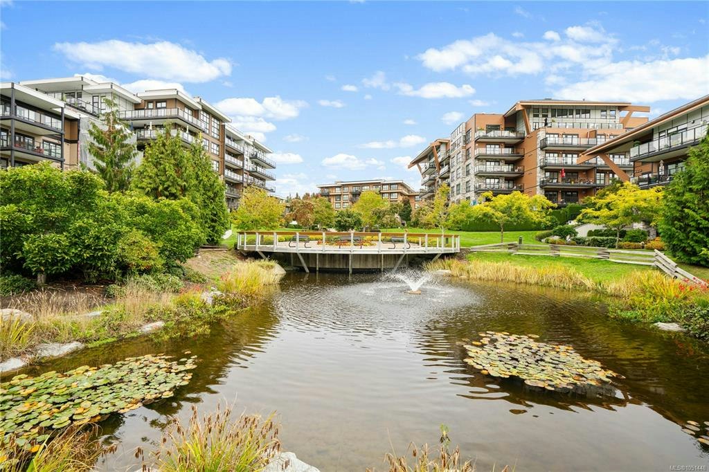 205-741 Travino Lane, Saanich, BC, V8Z 0G3 - 60