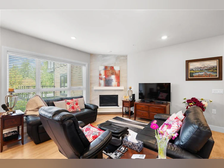 205-741 Travino Lane, Saanich, BC, V8Z 0G3 - 4