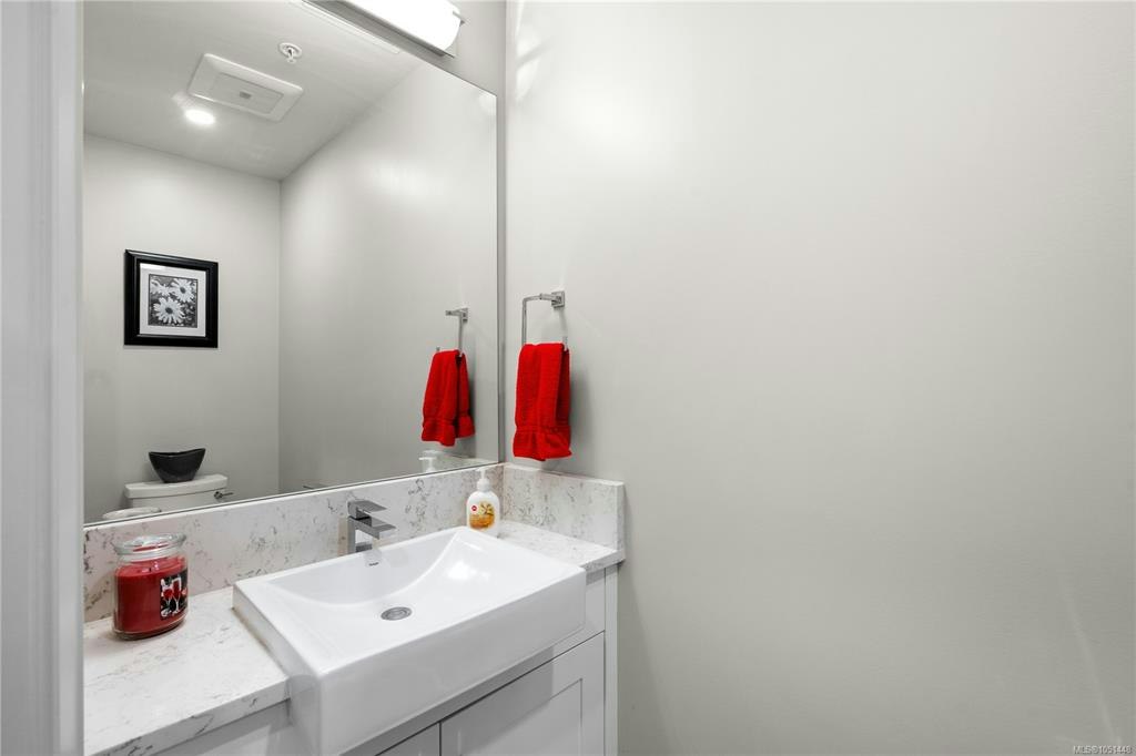 205-741 Travino Lane, Saanich, BC, V8Z 0G3 - 32
