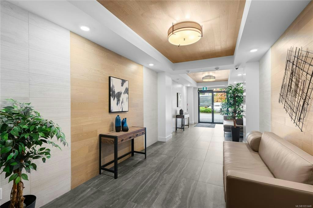 205-741 Travino Lane, Saanich, BC, V8Z 0G3 - 34