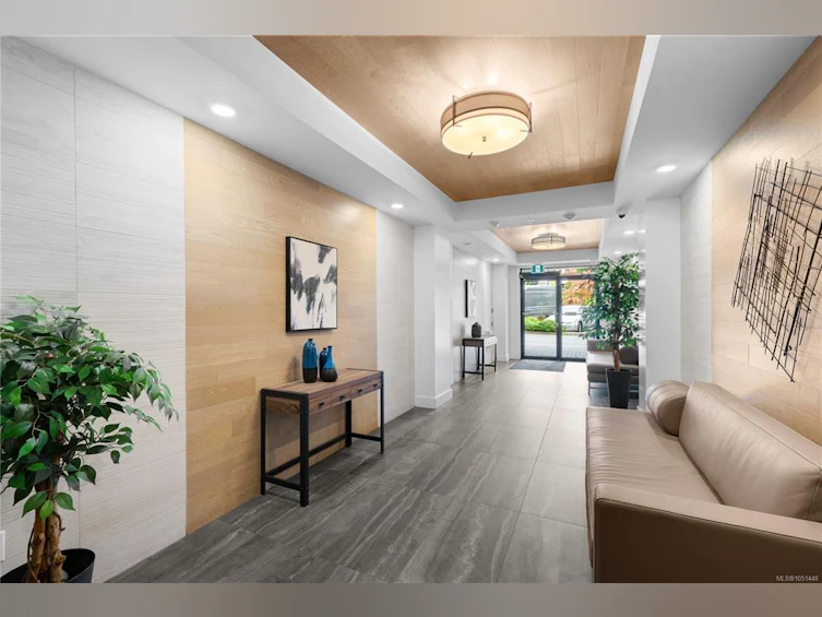 205-741 Travino Lane, Saanich, BC, V8Z 0G3 - 34