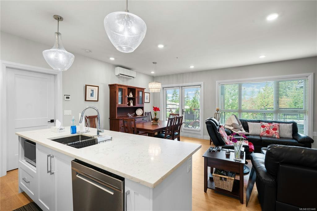 205-741 Travino Lane, Saanich, BC, V8Z 0G3 - 14