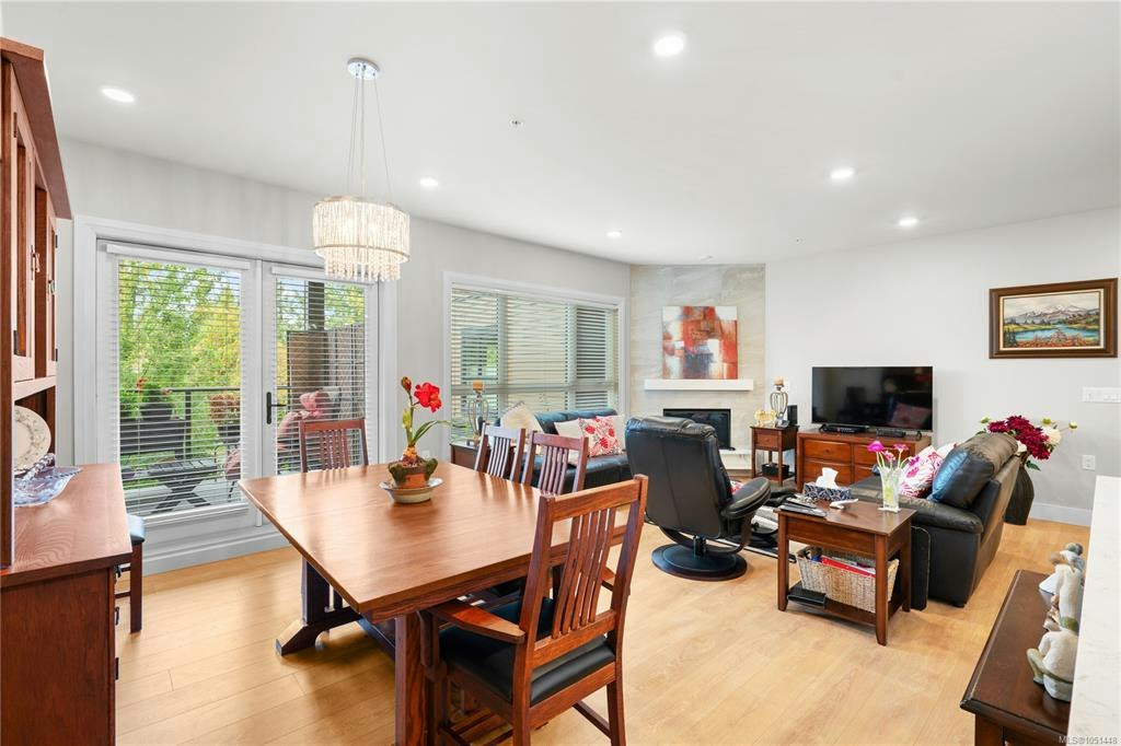 205-741 Travino Lane, Saanich, BC, V8Z 0G3 - 3