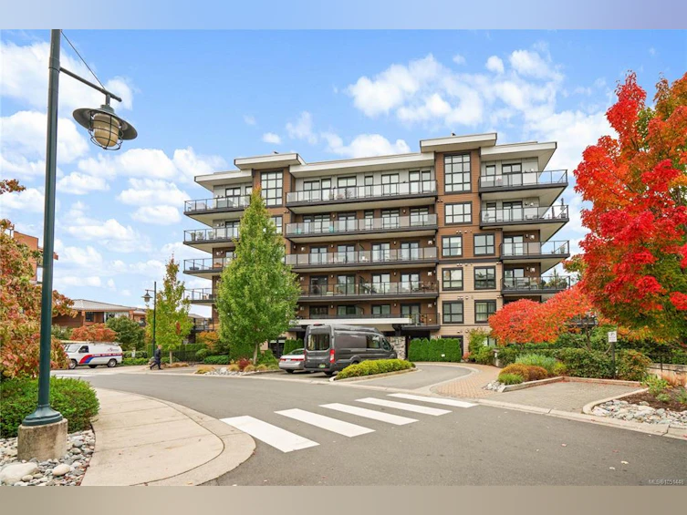 205-741 Travino Lane, Saanich, BC, V8Z 0G3 - 67