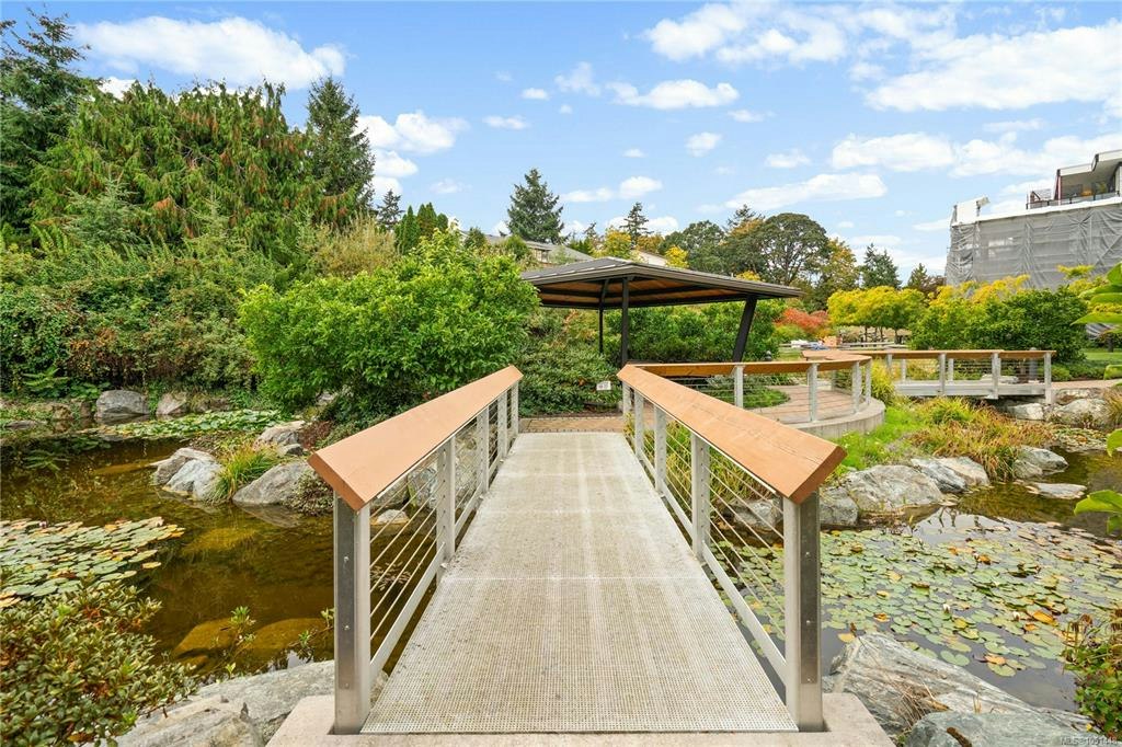 205-741 Travino Lane, Saanich, BC, V8Z 0G3 - 57