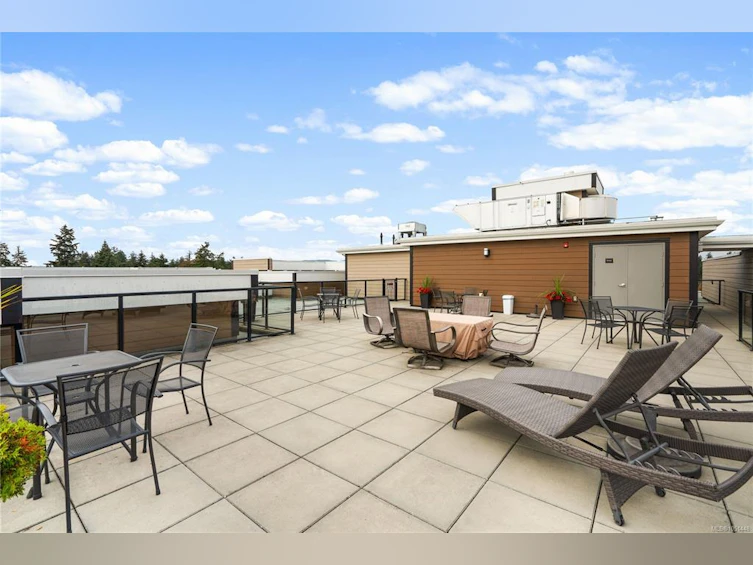 205-741 Travino Lane, Saanich, BC, V8Z 0G3 - 38