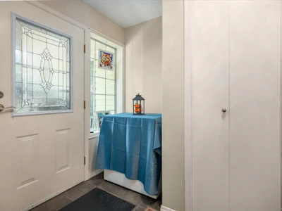 555 Hooper Place - 4