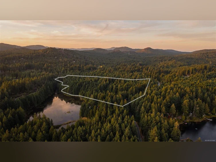 1870 Millstream Road, Highlands, BC, V9B 6E2 - 2