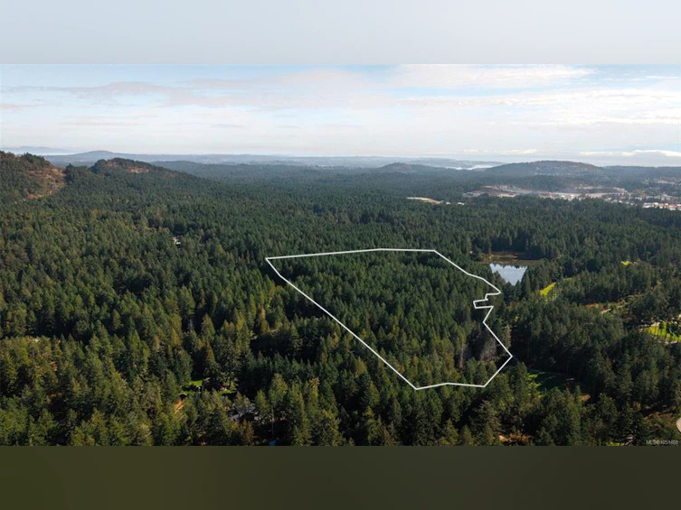 1870 Millstream Road, Highlands, BC, V9B 6E2 - 4