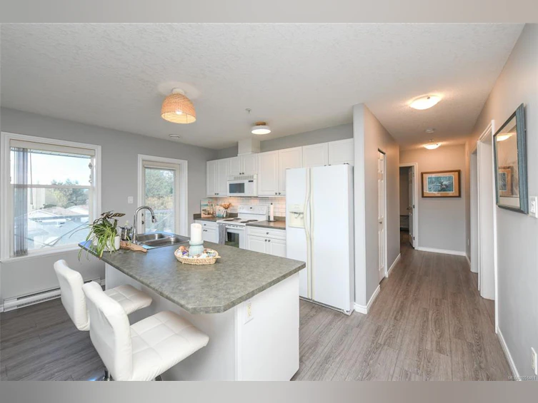 303-129 Back Road, Courtenay, BC, V9N 3W5 - 6