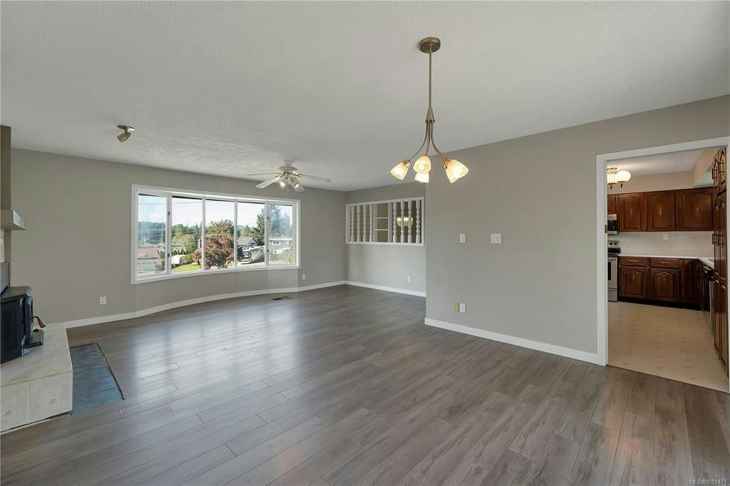 531 Savary Crescent - 3