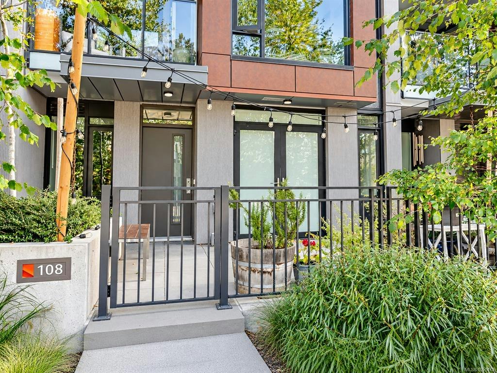 108-369 Tyee Road, Victoria, BC, V9A 0B6