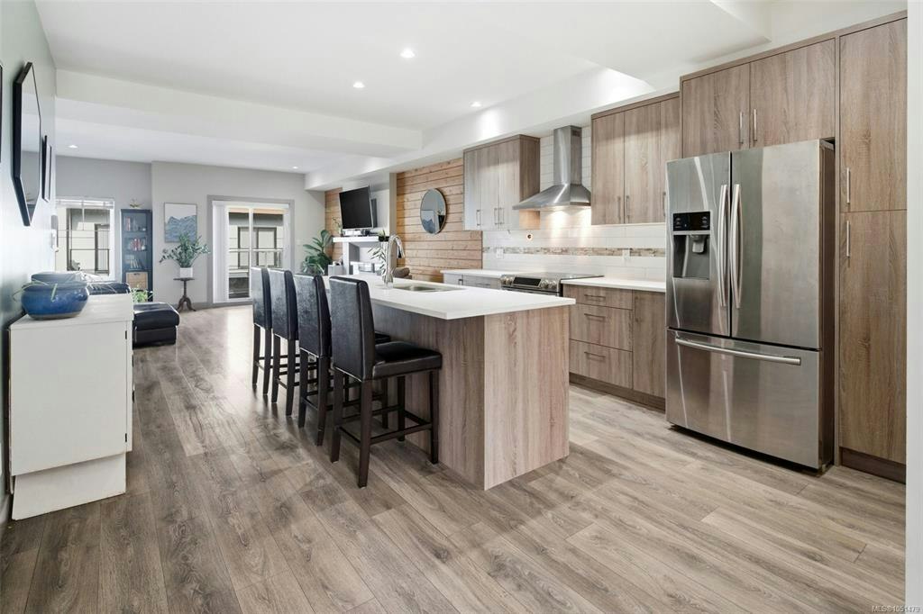 103-687 Strandlund Avenue, Langford, BC, V9B 3G2