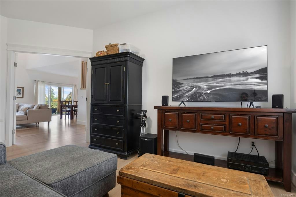3372 Marygrove Drive, Courtenay, BC, V9N 0E7 - 23
