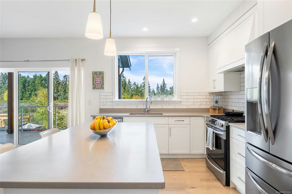 3372 Marygrove Drive, Courtenay, BC, V9N 0E7 - 13
