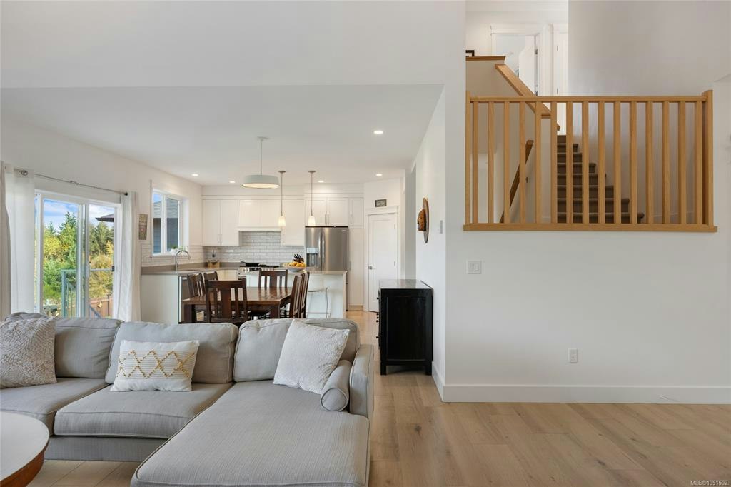 3372 Marygrove Drive, Courtenay, BC, V9N 0E7 - 6