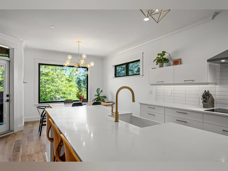 1586 Crown Isle Boulevard, Courtenay, BC, V9N 0G3 - 9