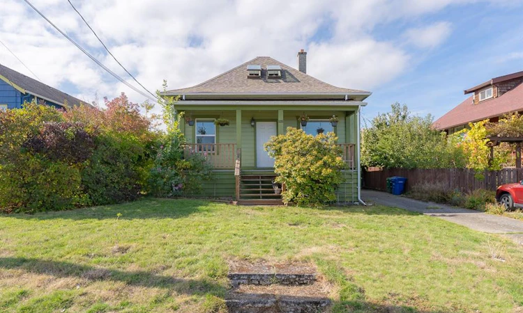 121 Harvey Street