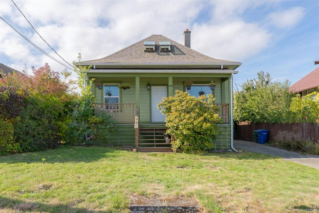121 Harvey Street, Nanaimo, BC, V9R 3W5